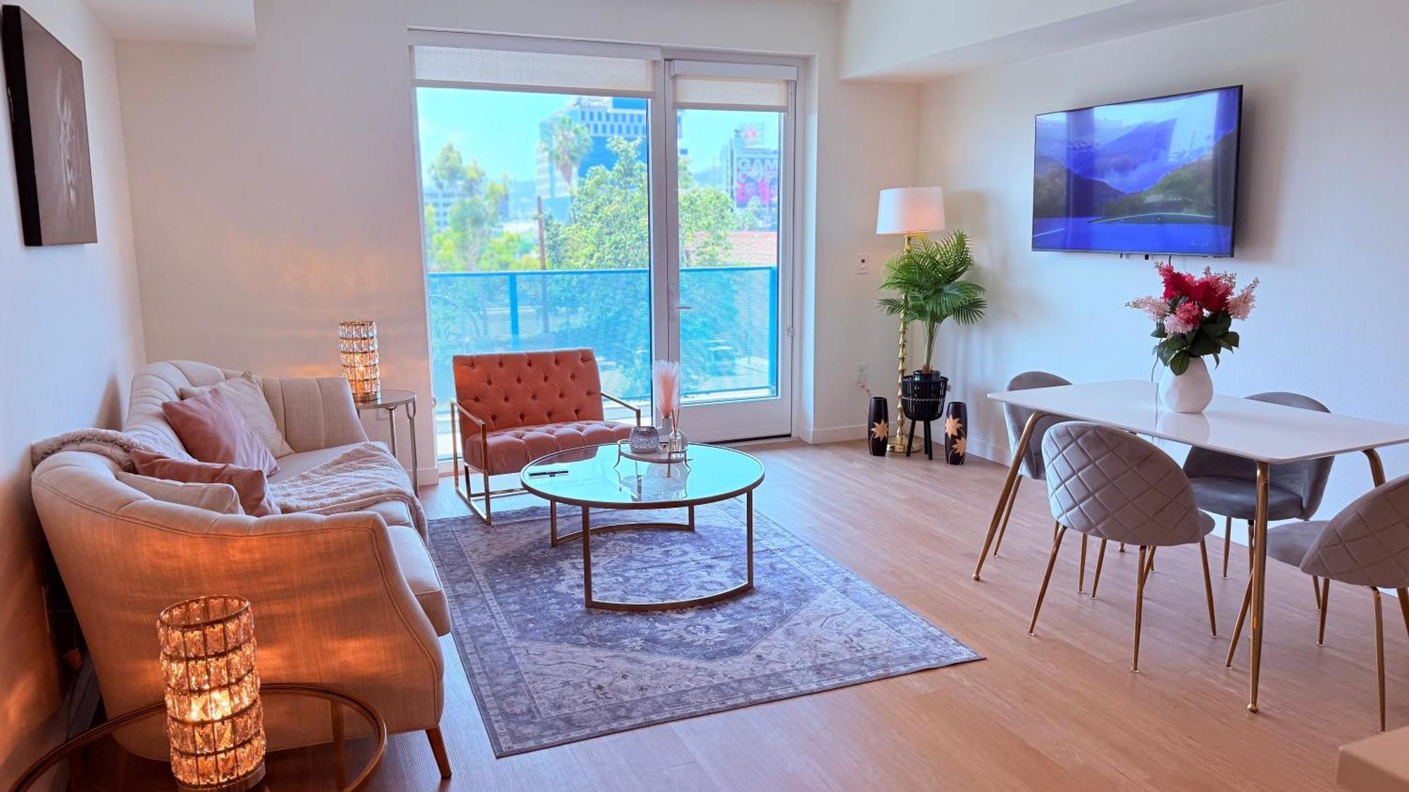 One Lux - West Hollywood Appart hôtel *